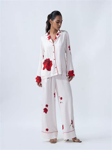 Ivory Rose Print Nightwear Set with Shirt & Pajama – Sleeplove