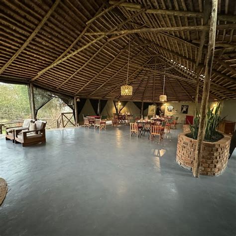 KUTOKA LODGE (Engorora) - Lodge Reviews, Photos, Rate Comparison ...