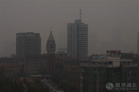冷空气过后 武汉雾霾和交通拥堵指数皆“爆表”_频道_凤凰网