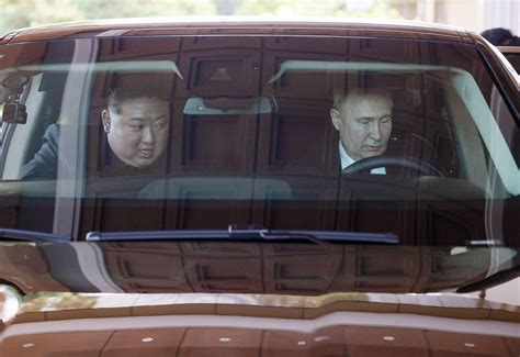 Noord-Korea en Rusland zetten met bezoek en cadeaus een volgende stap ...