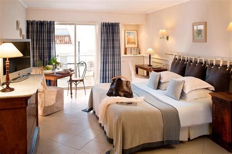 VILLA D'ESTELLE (Cannes) - Villa Reviews, Photos, Rate Comparison ...