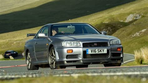 Motor1.com Legends: 1999 Nissan Skyline GT-R R34