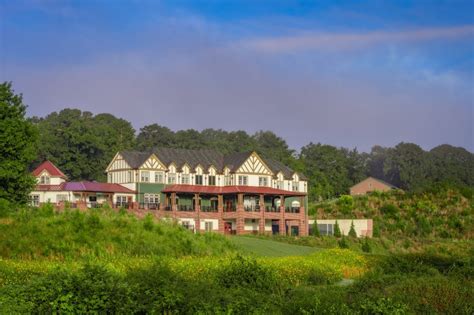 Time to Par-Tee for National Golf Month at Boone’s, Boone's, Druid ...