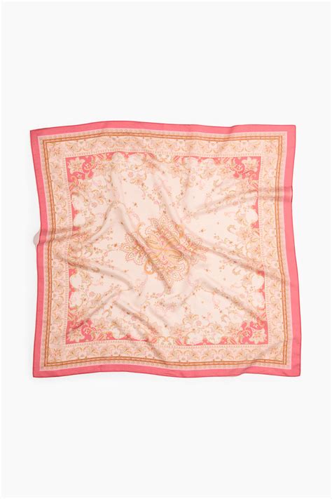 Women's Powder pink/Paisley pattern Patterned scarf | H&M IN