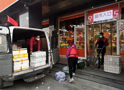 北京蔬菜日增两千吨，确保生活必需品供应不脱销不断档