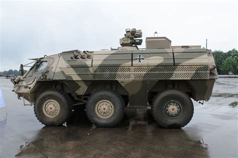 Fuch TpZ1 Fuchs 1 A8A3A2 Trèves :Maquetland.com:: Le monde de la maquette