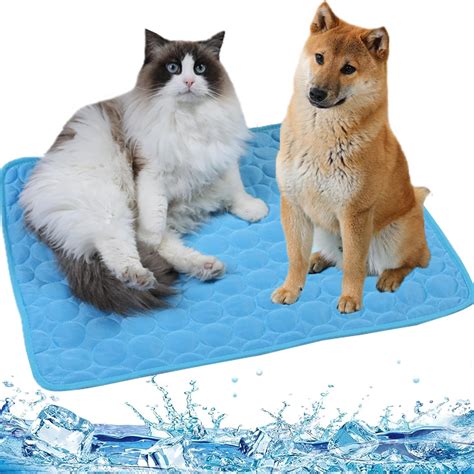 Amazon.com : Pureadee Summer Dog Cooling Mat, Self-Cooling Dog Mat for Small, Medium and Large ...