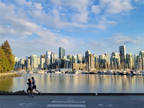 加拿大本土留学中介推荐的温哥华前10的顶级私立学校排名和简介 – 加拿大多伦多新飞扬留学