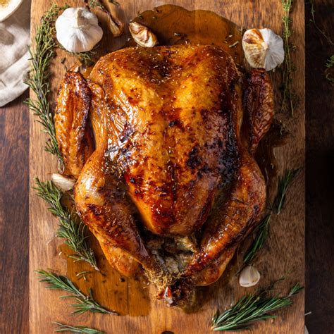 Best Dry Brine Turkey Recipe for a Golden, Flavorful Bird