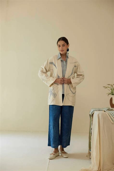 Thimphu Crane Jacket – Qala Global