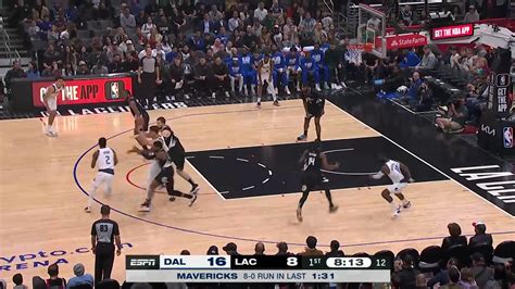 NBA on Twitter: "Kyrie dropped 13 PTS and 3 threes in the first half of ...