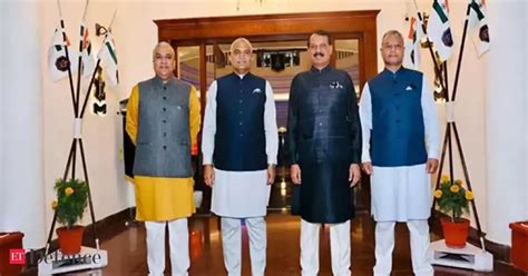 Indianising the Navy: Indianising the Navy: Kurta-pyjama debuts at ...