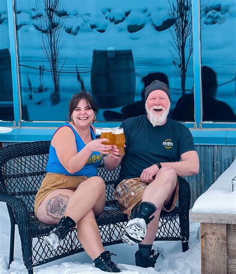 Terpz & Tropz - Tropical Pale Ale with Terpenes - Nine Mile Brewing