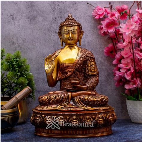 Brass Blessing Buddha Weight 7.5 kg & Height 14 Inch – Brassaura