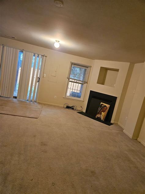 Walkout Basement for Rent የሚከራይ ቤዝመንት | Mefthe.com