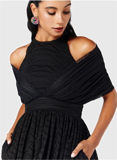 اشتري ثريدز باي اجوني Off Shoulder Schiffli Skirt Dress في السعودية