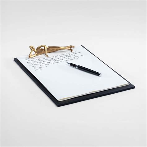 ID Clipboard – Pacco Store