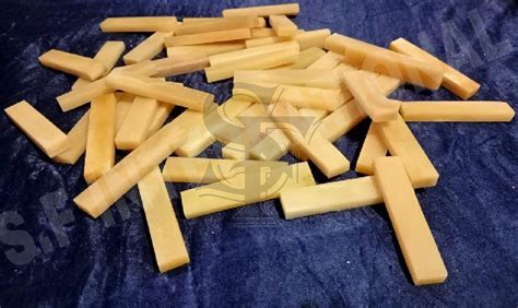 Unbleached Guitar Bone Nut Blanks Manufacturers and Exporters from Delhi