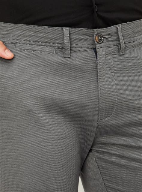 Buy Men Textured Slim Fit Stretch Chinos Online at just Rs. 1399.0 ...