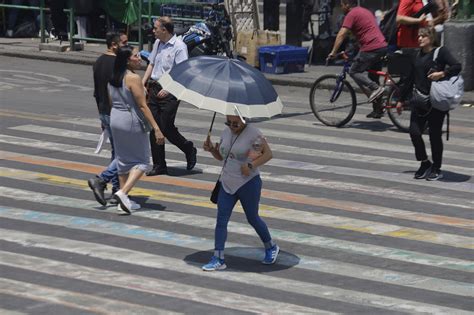 Mexico City hits record high temperature amid heat wave - CGTN