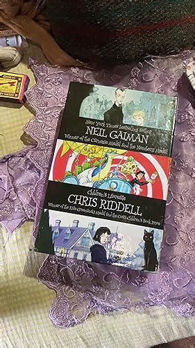 Neil Gaiman & Chris Riddell Box Set : Neil Gaiman: Amazon.in: Books