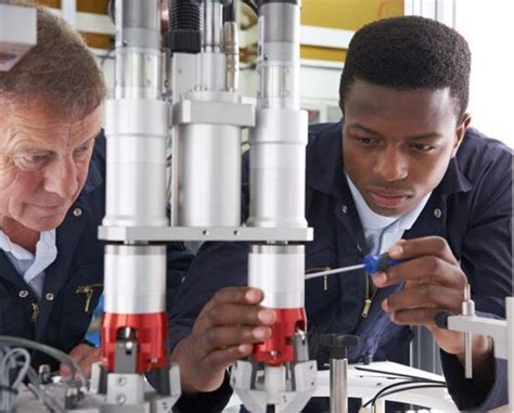 Apprentice Programs 的图像结果