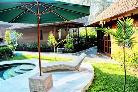 VILLA WATURENGGONG (Kemenuh) - Hotel Reviews, Photos, Rate Comparison ...