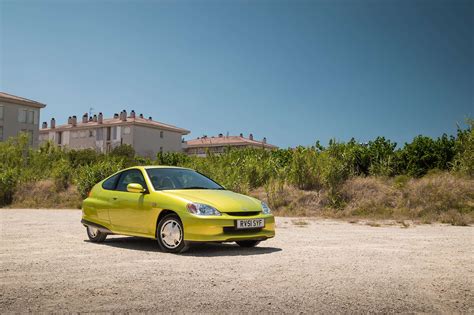 Classic First Drive: 2001 Honda Insight