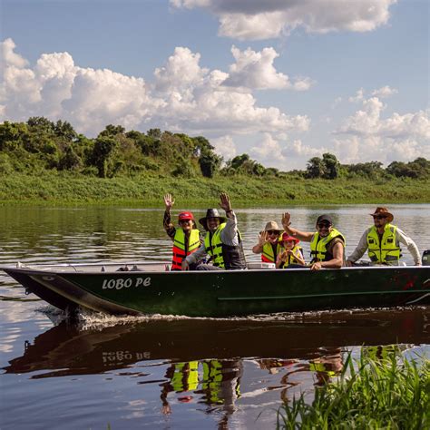 Lobo Pe: eco-turismo fluvial, rio Paraguay (2025) - All You Need to ...