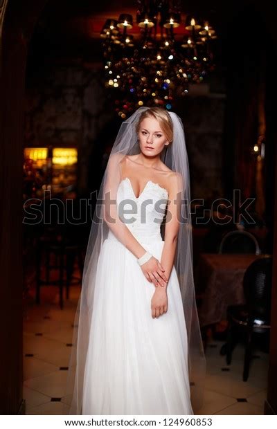 Hot Bride 的图像结果