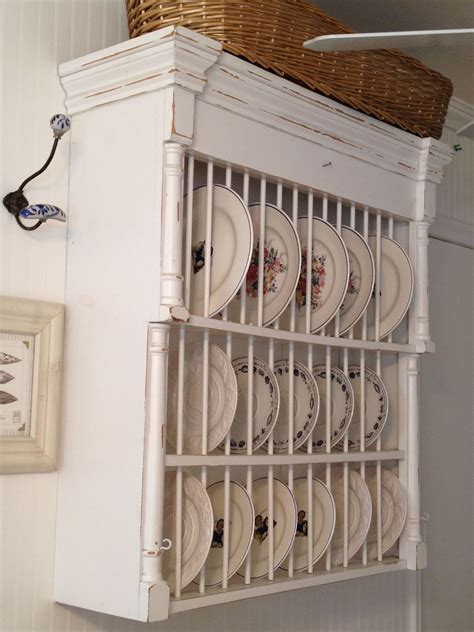The Benefits Of Installing A Wall Mounted Kitchen Plate Storage Rack ...