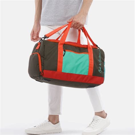 Mast & Harbour Duffle – creaworldwide