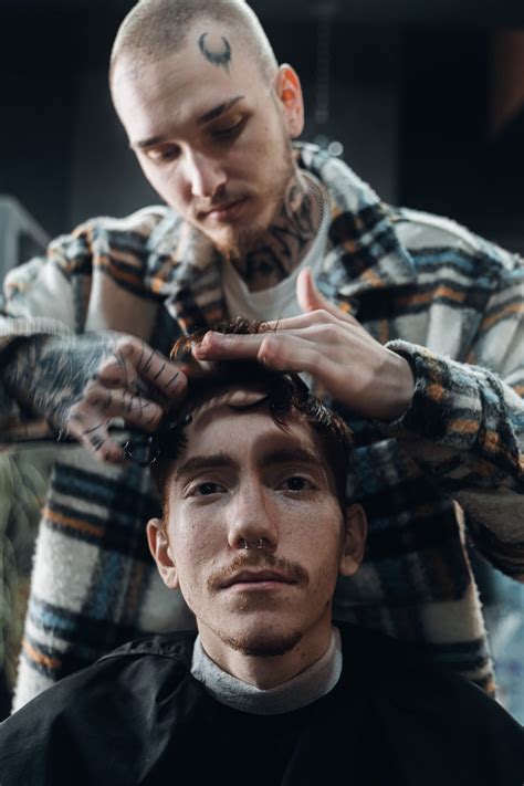 Barber Giovanni - CHAMPIONS BARBER SHOP