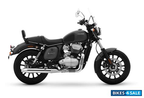 Gallant Grey. Yezdi Roadster Chrome Motorcycle Picture Gallery - Bikes4Sale