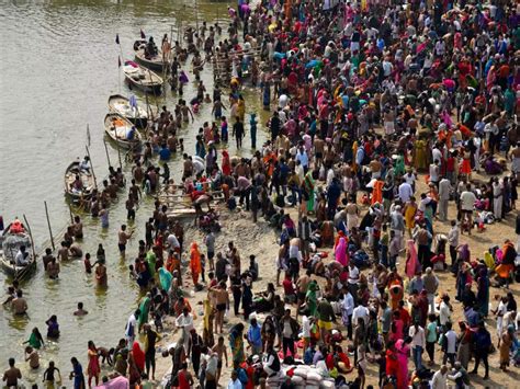 Maha Kumbh 2025: Airfares increases by 498% as devotees Rush to ...