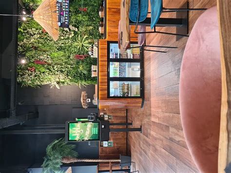 HAWAIIAN POKÉ BOWL - RUE DE TRÊVES, Brussels - Menu, Prices ...