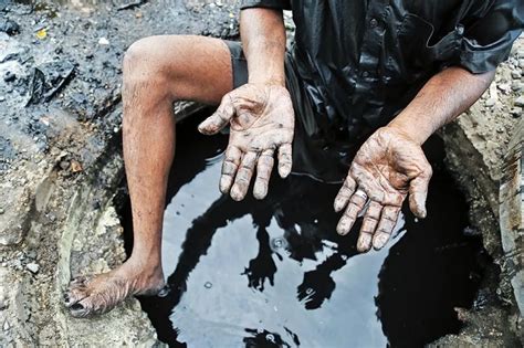 325 died while cleaning of sewer and septic tanks in India during last ...