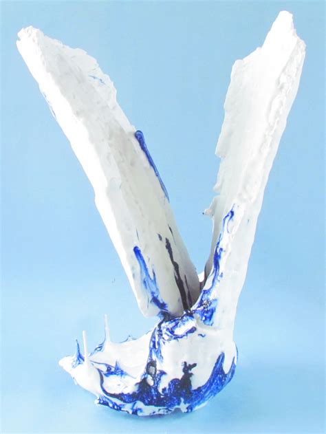 PAISAJE CONGELADO Nº18, Porcelana con esmalte, 44 x 23 x 16 cm (17 21/ ...