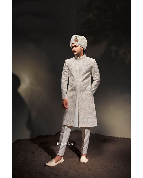 White Embroidered Sherwani Set – KAALATHELABEL