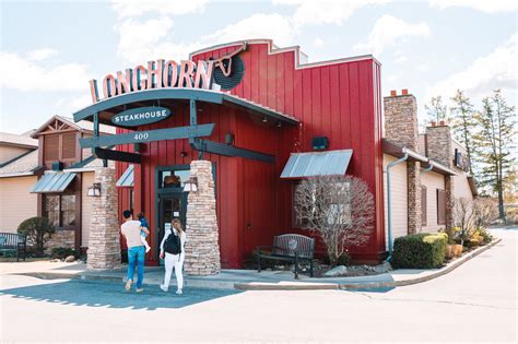 Explore the LongHorn Steakhouse Drink Menu (Updated 2025)