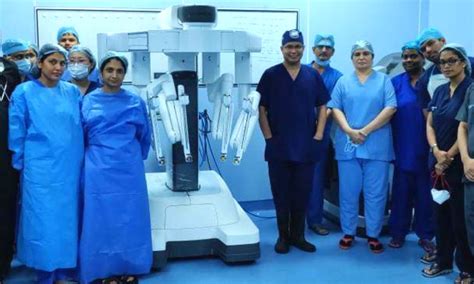 Safdarjung Hospital sets new record; live telecasts 300 successful ...