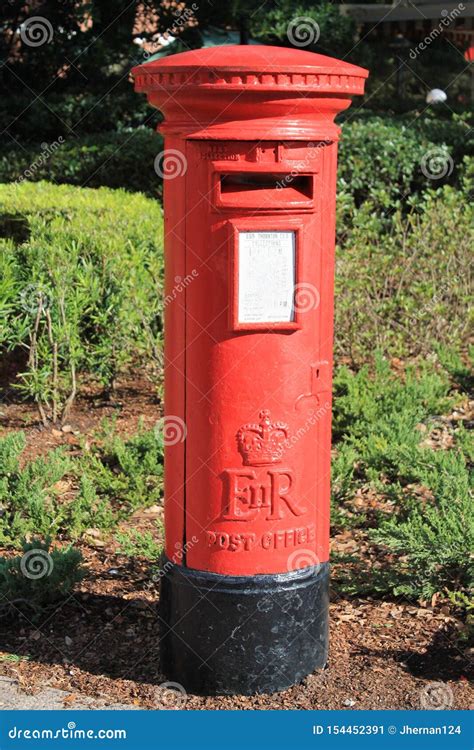 Iconic British Red Mailbox Closeup Editorial Photo - Image of ...