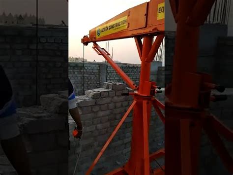 Lifting Machine - 500 Kg Minicrane With Shed Trader - Wholesaler ...