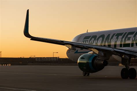 Frontier Airlines Offers Free Checked Bag for Late Spring and Summer ...
