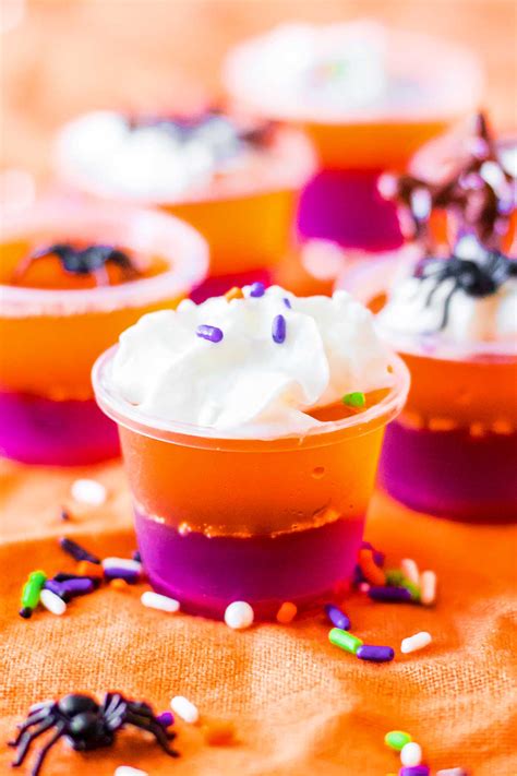 Halloween Jello Shots - Homemade Hooplah
