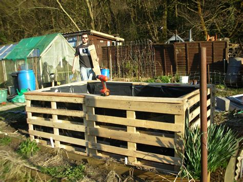 19 Pallet Raised Garden Bed Ideas You Should Look | SharonSable