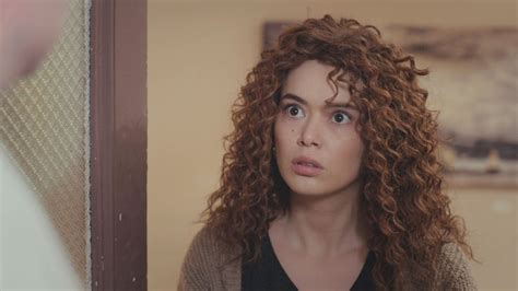 Adiós definitivo a Sirin: Seray Kaya ('Mujer') sorprende al hacerse el ...