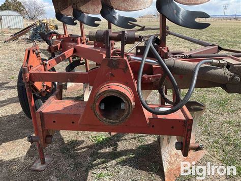 1975 International 140 4 Bottom Rollover Plow | Agriculture | BigIron