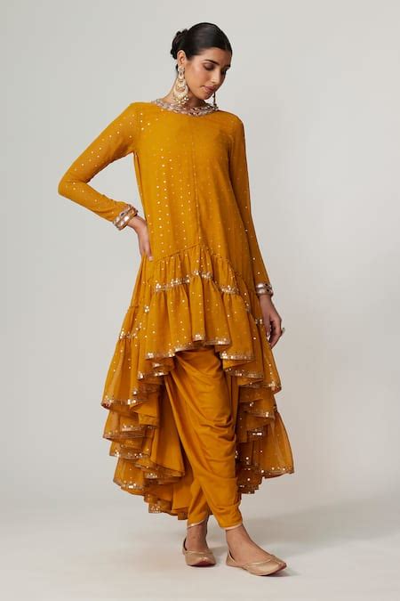 Vvani by Vani Vats - Buy Lehenga, Kurta Set, Dhoti Sets Online 2025