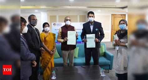 Amity University Chhattisgarh signs MoU with UNICEF for women, children ...